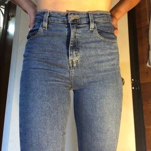 Super high rise girlfriend jean